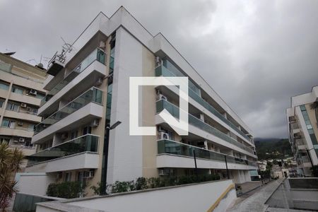 Apartamento à venda com 185m², 2 quartos e 2 vagasFachada