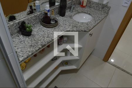 Apartamento à venda com 185m², 2 quartos e 2 vagasBanheiro da Suíte 1
