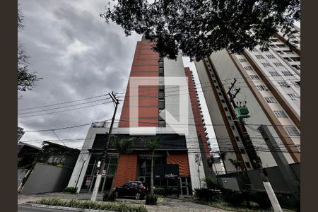 Studio à venda com 26m², 1 quarto e sem vaga Studio à venda com 26m², 1 quarto e sem vagaFachada