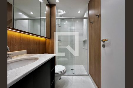 Studio à venda com 26m², 1 quarto e sem vaga Studio à venda com 26m², 1 quarto e sem vagaBanheiro