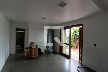 Casa à venda com 300m², 3 quartos e 2 vagas Casa à venda com 300m², 3 quartos e 2 vagasQuarto 3