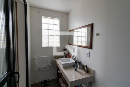 Casa à venda com 300m², 3 quartos e 2 vagas Casa à venda com 300m², 3 quartos e 2 vagasQuarto 2