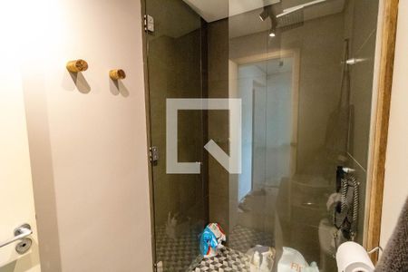 Casa à venda com 300m², 3 quartos e 2 vagas Casa à venda com 300m², 3 quartos e 2 vagasBanheiro