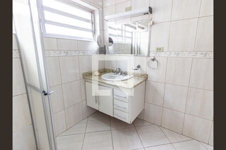 Casa à venda com 175m², 4 quartos e 3 vagas Casa à venda com 175m², 4 quartos e 3 vagasBanheiro