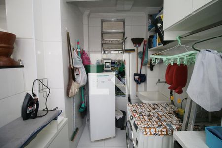 Apartamento à venda com 110m², 3 quartos e 1 vagaÁrea de Serviço