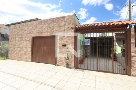 Casa à venda com 239m², 4 quartos e 3 vagasFachada