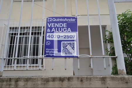 Apartamento à venda com 75m², 3 quartos e sem vagaPlaca