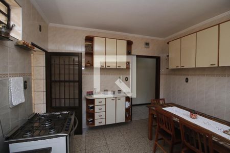 Casa à venda com 161m², 3 quartos e 2 vagasCozinha