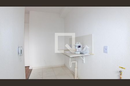 Apartamento para alugar com 42m², 2 quartos e sem vaga Apartamento para alugar com 42m², 2 quartos e sem vagaCozinha e Área de Serviço