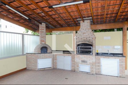 Apartamento à venda com 64m², 2 quartos e 1 vaga Apartamento à venda com 64m², 2 quartos e 1 vagaÁrea comum - Churrasqueira