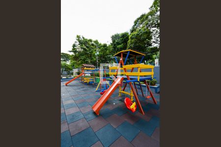 Apartamento à venda com 64m², 2 quartos e 1 vaga Apartamento à venda com 64m², 2 quartos e 1 vagaÁrea comum - Playground