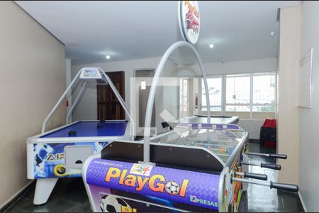 Apartamento à venda com 64m², 2 quartos e 1 vaga Apartamento à venda com 64m², 2 quartos e 1 vagaÁrea comum - Salão de jogos