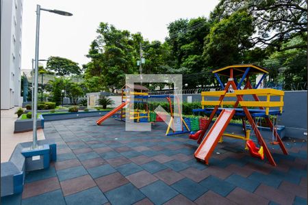 Apartamento à venda com 64m², 2 quartos e 1 vaga Apartamento à venda com 64m², 2 quartos e 1 vagaÁrea comum - Playground