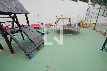 Apartamento à venda com 73m², 3 quartos e 2 vagasParque infantil