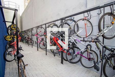 Apartamento à venda com 26m², 1 quarto e sem vaga Apartamento à venda com 26m², 1 quarto e sem vagaBicicletário