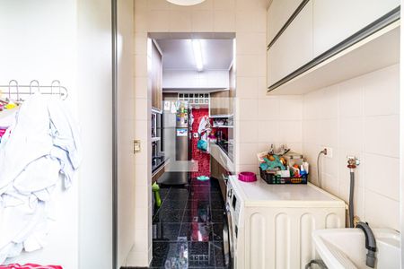 Casa de condomínio à venda com 142m², 3 quartos e 2 vagasLavanderia