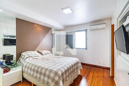 Casa de condomínio à venda com 142m², 3 quartos e 2 vagasSuite