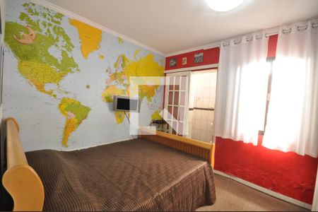 Casa à venda com 712m², 5 quartos e 6 vagasSuíte 2