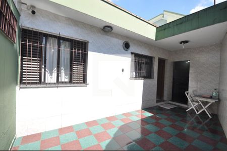 Casa à venda com 712m², 5 quartos e 6 vagasQuintal