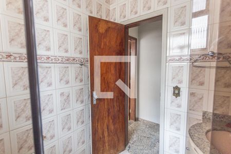Casa à venda com 360m², 5 quartos e sem vaga Casa à venda com 360m², 5 quartos e sem vagaBanheiro da Suíte