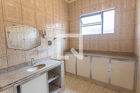 Casa à venda com 360m², 5 quartos e sem vaga Casa à venda com 360m², 5 quartos e sem vagaBanheiro Social