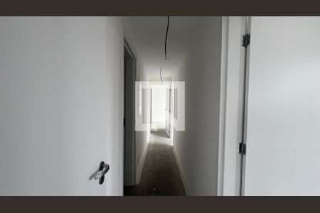 Apartamento à venda com 127m², 3 quartos e 2 vagas Apartamento à venda com 127m², 3 quartos e 2 vagasCorredor