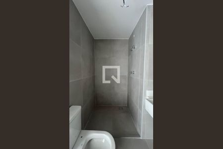Apartamento à venda com 127m², 3 quartos e 2 vagas Apartamento à venda com 127m², 3 quartos e 2 vagasBanheiro da Suíte 2