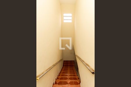 Casa à venda com 111m², 3 quartos e 2 vagasEscada 