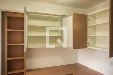 Apartamento à venda com 132m², 4 quartos e 4 vagasQuarto 1/Escritório