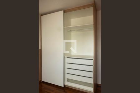 Apartamento à venda com 132m², 4 quartos e 4 vagasSuíte 1