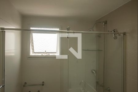 Apartamento à venda com 132m², 4 quartos e 4 vagasBanheiro da Suíte 2