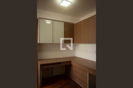 Apartamento à venda com 132m², 4 quartos e 4 vagasQuarto 1/Escritório