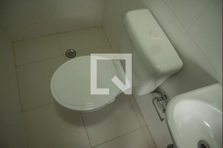 Apartamento à venda com 132m², 4 quartos e 4 vagasBanheiro de Serviço