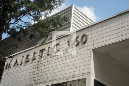 Apartamento à venda com 132m², 4 quartos e 4 vagasFrente