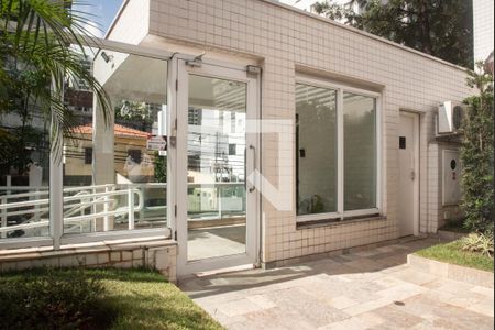 Apartamento à venda com 132m², 4 quartos e 4 vagasEntrada