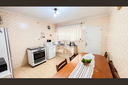 Casa à venda com 159m², 3 quartos e 2 vagasCozinha