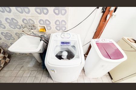 Casa à venda com 159m², 3 quartos e 2 vagasÁrea de Serviço