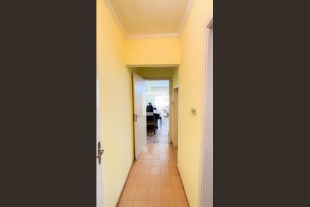 Casa à venda com 159m², 3 quartos e 2 vagasCorredor