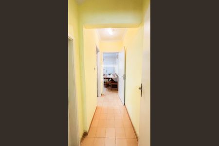 Casa à venda com 159m², 3 quartos e 2 vagasCorredor