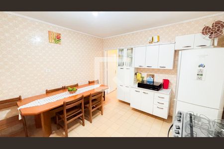 Casa à venda com 159m², 3 quartos e 2 vagasCozinha