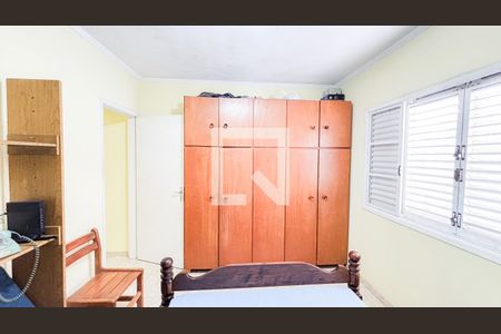 Casa à venda com 159m², 3 quartos e 2 vagasQuarto 1