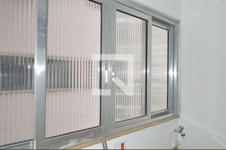 Apartamento à venda com 72m², 2 quartos e 1 vagaÁrea Serviço