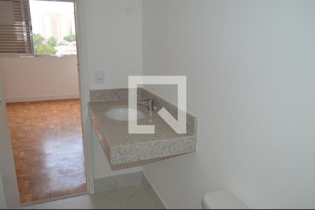 Apartamento à venda com 72m², 2 quartos e 1 vagaBanheiro da Suíte