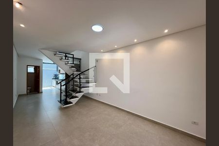 Sala de casa à venda com 3 quartos, 100m² em Jardim Aeroporto, São Paulo