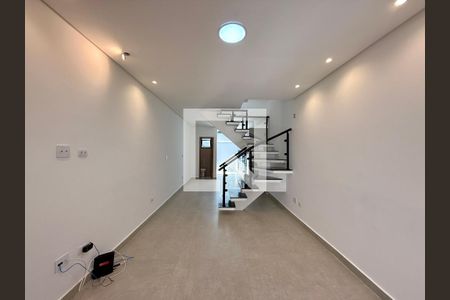 Sala de casa à venda com 3 quartos, 100m² em Jardim Aeroporto, São Paulo