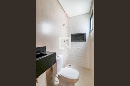 Casa à venda com 100m², 3 quartos e 2 vagas Casa à venda com 100m², 3 quartos e 2 vagasBanheiro da Suíte 3