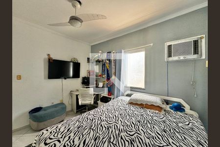 Casa de condomínio à venda com 180m², 3 quartos e 2 vagasQuarto 1