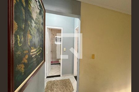 Casa de condomínio à venda com 180m², 3 quartos e 2 vagasCorredor