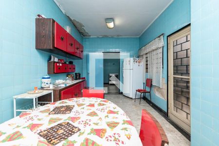 Casa à venda com 240m², 4 quartos e 3 vagas