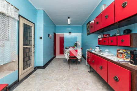 Casa à venda com 240m², 4 quartos e 3 vagas